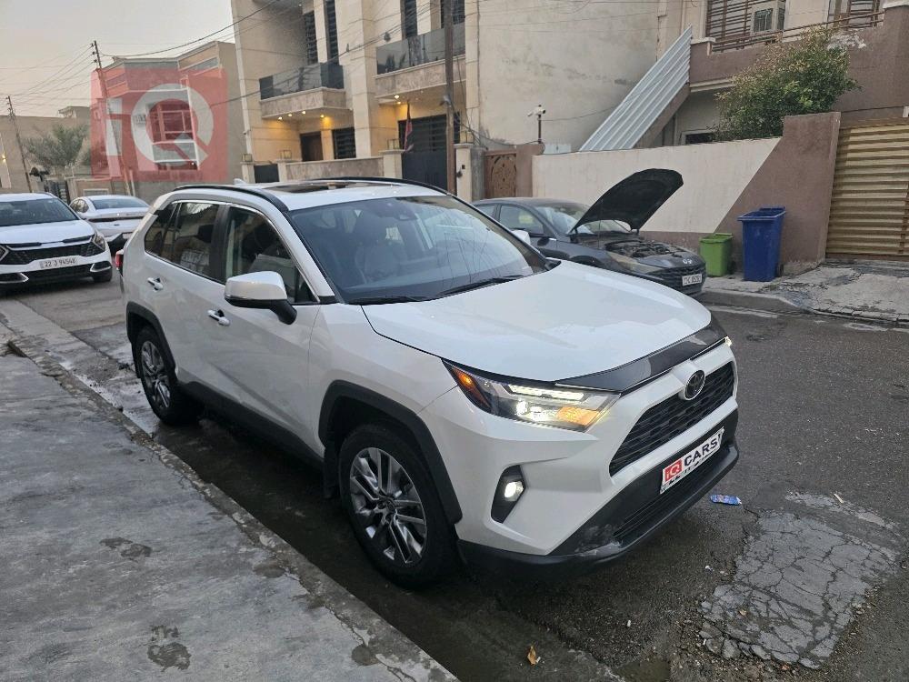 تويوتا راف 4